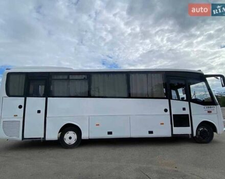 Белый Мерседес Варио, объемом двигателя 4.25 л и пробегом 420 тыс. км за 50000 $, фото 1 на Automoto.ua