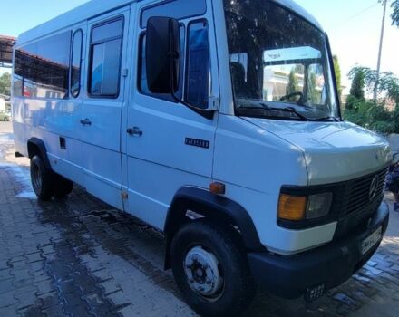 Белый Мерседес Варио, объемом двигателя 4 л и пробегом 350 тыс. км за 5900 $, фото 4 на Automoto.ua