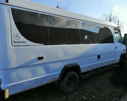 Белый Мерседес Варио, объемом двигателя 2.9 л и пробегом 415 тыс. км за 6000 $, фото 5 на Automoto.ua