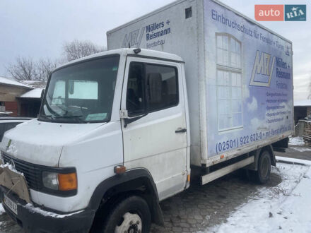 Мерседес Варіо 1996 у Луцьку на Automoto.ua Білий Мерседес Варіо, об'ємом двигуна 4 л та пробігом 1000 тис. км за 5200 $, фото 1 на Automoto.ua