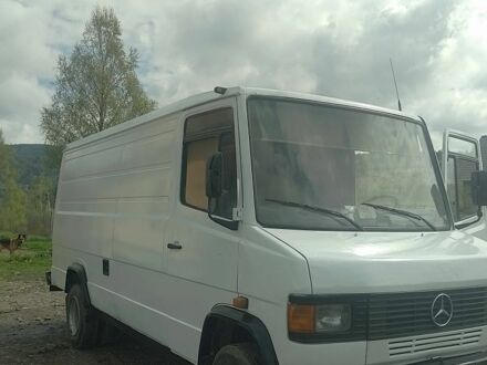 Мерседес Варио 1996 в Дрогобыче на Automoto.ua Белый Мерседес Варио, объемом двигателя 4 л и пробегом 45 тыс. км за 6600 $, фото 1 на Automoto.ua