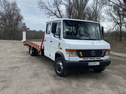 Мерседес Варио 2000 в Днепре (Днепропетровске) на Automoto.ua Белый Мерседес Варио, объемом двигателя 4.25 л и пробегом 900 тыс. км за 14500 $, фото 1 на Automoto.ua