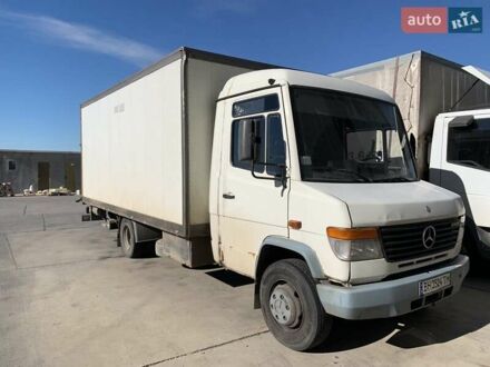 Мерседес Варио 2000 в Одессе на Automoto.ua Белый Мерседес Варио, объемом двигателя 4.2 л и пробегом 600 тыс. км за 10000 $, фото 1 на Automoto.ua