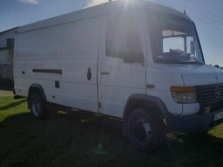 Белый Мерседес Варио, объемом двигателя 4.3 л и пробегом 485 тыс. км за 12500 $, фото 1 на Automoto.ua