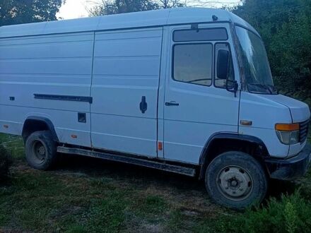 Белый Мерседес Варио, объемом двигателя 4.2 л и пробегом 0 тыс. км за 5500 $, фото 1 на Automoto.ua