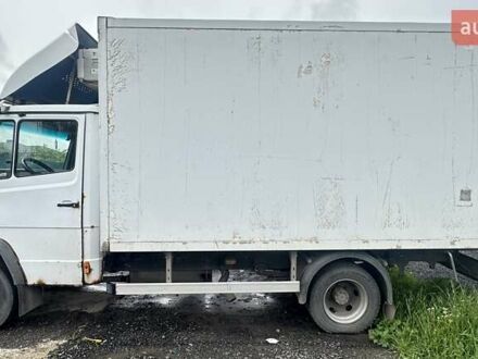 Білий Мерседес Варіо, об'ємом двигуна 4.25 л та пробігом 610 тис. км за 9183 $, фото 1 на Automoto.ua