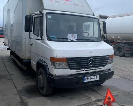 Білий Мерседес Варіо, об'ємом двигуна 4.2 л та пробігом 300 тис. км за 8500 $, фото 1 на Automoto.ua