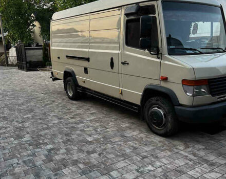 Бежевый Мерседес Варио, объемом двигателя 4.6 л и пробегом 440 тыс. км за 15500 $, фото 1 на Automoto.ua