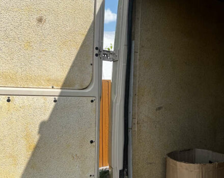 Бежевый Мерседес Варио, объемом двигателя 4.6 л и пробегом 440 тыс. км за 15500 $, фото 20 на Automoto.ua