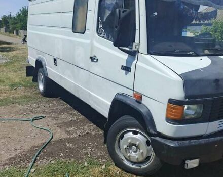 Мерседес Варио, объемом двигателя 40 л и пробегом 1 тыс. км за 5000 $, фото 2 на Automoto.ua
