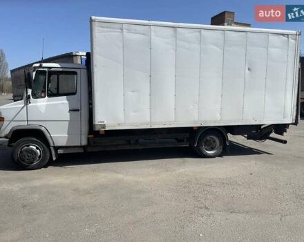 Мерседес Варіо, об'ємом двигуна 0 л та пробігом 800 тис. км за 10000 $, фото 1 на Automoto.ua