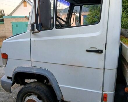 Мерседес Варио, объемом двигателя 2.9 л и пробегом 116 тыс. км за 4400 $, фото 4 на Automoto.ua