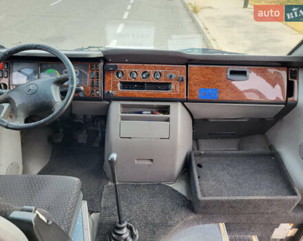 Мерседес Варио, объемом двигателя 4.3 л и пробегом 520 тыс. км за 51518 $, фото 14 на Automoto.ua
