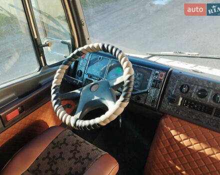 Мерседес Варіо, об'ємом двигуна 4.3 л та пробігом 1 тис. км за 18700 $, фото 34 на Automoto.ua