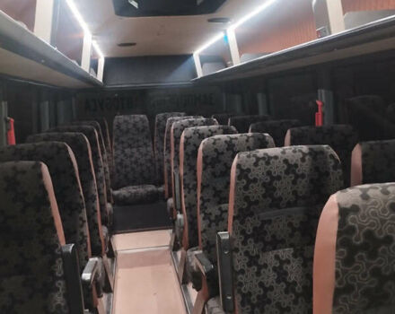 Мерседес Варіо, об'ємом двигуна 4.3 л та пробігом 1 тис. км за 18700 $, фото 56 на Automoto.ua