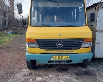 Желтый Мерседес Варио, объемом двигателя 0 л и пробегом 300 тыс. км за 5500 $, фото 4 на Automoto.ua