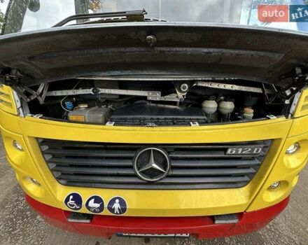 Жовтий Мерседес Варіо, об'ємом двигуна 4.25 л та пробігом 70 тис. км за 19999 $, фото 8 на Automoto.ua