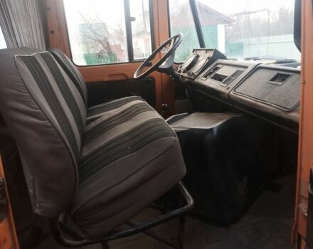 Жовтий Мерседес Варіо, об'ємом двигуна 3.8 л та пробігом 100 тис. км за 2350 $, фото 9 на Automoto.ua