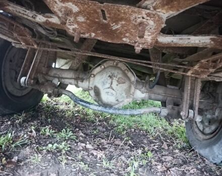 Жовтий Мерседес Варіо, об'ємом двигуна 3.8 л та пробігом 100 тис. км за 2350 $, фото 15 на Automoto.ua