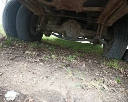 Жовтий Мерседес Варіо, об'ємом двигуна 3.8 л та пробігом 100 тис. км за 2350 $, фото 19 на Automoto.ua