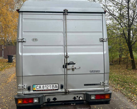 Сірий Мерседес Варіо, об'ємом двигуна 4.3 л та пробігом 400 тис. км за 15000 $, фото 4 на Automoto.ua