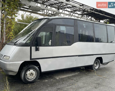 Серый Мерседес Варио, объемом двигателя 4.2 л и пробегом 500 тыс. км за 17500 $, фото 2 на Automoto.ua