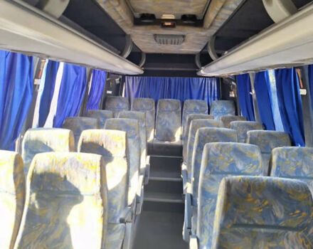 Серый Мерседес Варио, объемом двигателя 4.2 л и пробегом 500 тыс. км за 17500 $, фото 4 на Automoto.ua