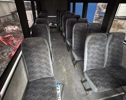 Серый Мерседес Варио, объемом двигателя 4.3 л и пробегом 200 тыс. км за 14000 $, фото 58 на Automoto.ua