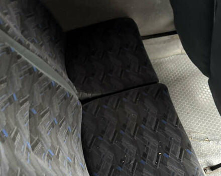 Серый Мерседес Варио, объемом двигателя 4.3 л и пробегом 200 тыс. км за 14000 $, фото 54 на Automoto.ua