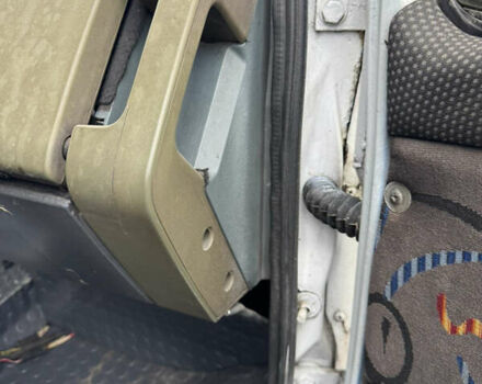 Серый Мерседес Варио, объемом двигателя 4.3 л и пробегом 200 тыс. км за 14000 $, фото 40 на Automoto.ua