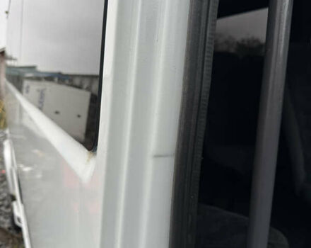 Серый Мерседес Варио, объемом двигателя 4.3 л и пробегом 200 тыс. км за 14000 $, фото 48 на Automoto.ua