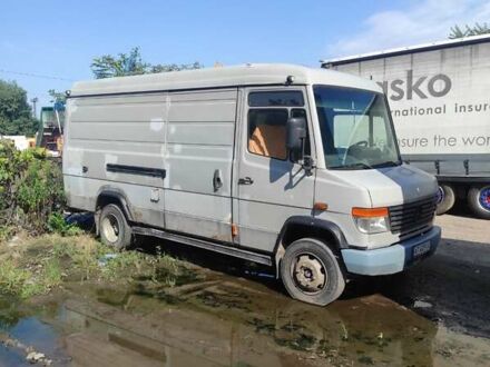 Мерседес Варио 2001 в Черновцах на Automoto.ua Серый Мерседес Варио, объемом двигателя 2.87 л и пробегом 468 тыс. км за 6000 $, фото 1 на Automoto.ua