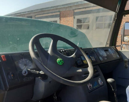 Зеленый Мерседес Варио, объемом двигателя 2.87 л и пробегом 230 тыс. км за 9000 $, фото 13 на Automoto.ua