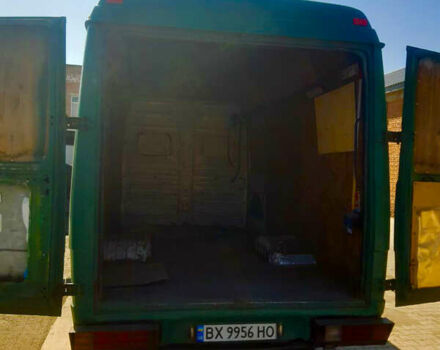 Зеленый Мерседес Варио, объемом двигателя 2.87 л и пробегом 230 тыс. км за 9000 $, фото 12 на Automoto.ua