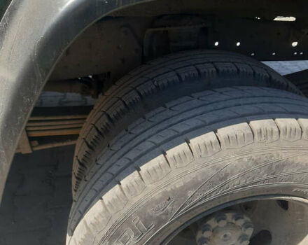 Зеленый Мерседес Варио, объемом двигателя 2.87 л и пробегом 230 тыс. км за 9000 $, фото 18 на Automoto.ua