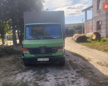 Зелений Мерседес Варіо, об'ємом двигуна 4.3 л та пробігом 970 тис. км за 5000 $, фото 1 на Automoto.ua