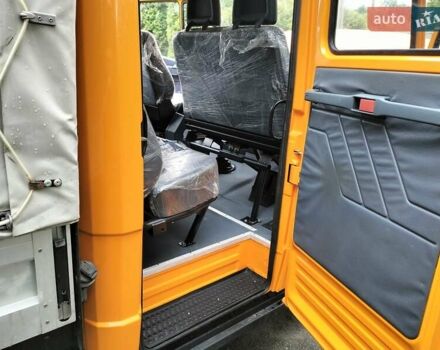 Помаранчевий Мерседес Варіо, об'ємом двигуна 3.78 л та пробігом 207 тис. км за 18850 $, фото 17 на Automoto.ua