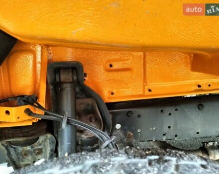 Помаранчевий Мерседес Варіо, об'ємом двигуна 3.78 л та пробігом 207 тис. км за 18850 $, фото 23 на Automoto.ua