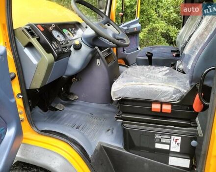 Помаранчевий Мерседес Варіо, об'ємом двигуна 3.78 л та пробігом 207 тис. км за 18850 $, фото 11 на Automoto.ua