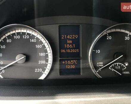 Мерседес Виано 2010 в Харькове на Automoto.ua Белый Мерседес Виано, объемом двигателя 2.14 л и пробегом 214 тыс. км за 17000 $, фото 14 на Automoto.ua