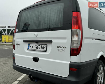 Белый Мерседес Виано, объемом двигателя 2.2 л и пробегом 293 тыс. км за 10700 $, фото 17 на Automoto.ua