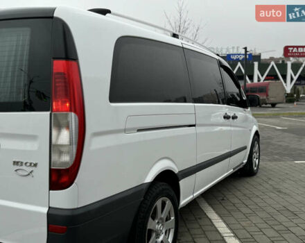 Белый Мерседес Виано, объемом двигателя 2.2 л и пробегом 293 тыс. км за 10700 $, фото 18 на Automoto.ua