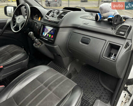 Белый Мерседес Виано, объемом двигателя 2.2 л и пробегом 293 тыс. км за 10700 $, фото 43 на Automoto.ua