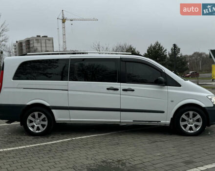 Белый Мерседес Виано, объемом двигателя 2.2 л и пробегом 293 тыс. км за 10700 $, фото 30 на Automoto.ua