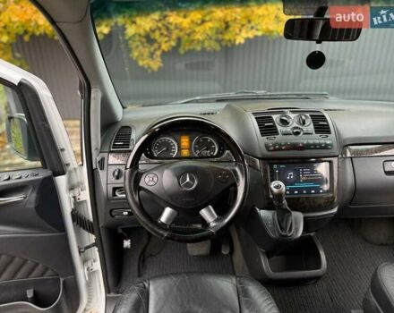 Білий Мерседес Віано, об'ємом двигуна 2.2 л та пробігом 419 тис. км за 15200 $, фото 13 на Automoto.ua