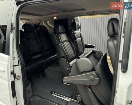 Білий Мерседес Віано, об'ємом двигуна 2.2 л та пробігом 419 тис. км за 15200 $, фото 18 на Automoto.ua
