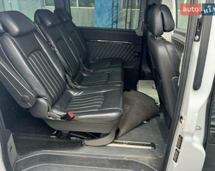 Белый Мерседес Виано, объемом двигателя 3 л и пробегом 311 тыс. км за 21999 $, фото 12 на Automoto.ua