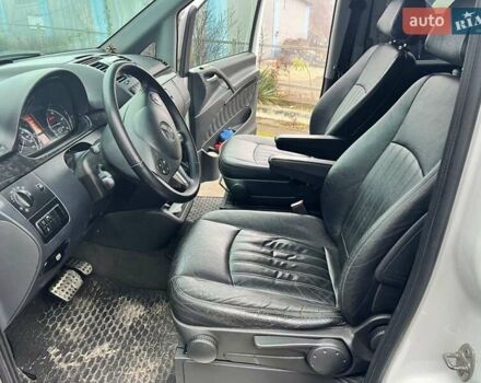 Белый Мерседес Виано, объемом двигателя 3 л и пробегом 311 тыс. км за 21999 $, фото 9 на Automoto.ua