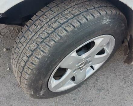 Белый Мерседес Виано, объемом двигателя 2.14 л и пробегом 329 тыс. км за 12500 $, фото 6 на Automoto.ua