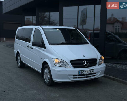 Белый Мерседес Виано, объемом двигателя 2.14 л и пробегом 175 тыс. км за 17700 $, фото 2 на Automoto.ua